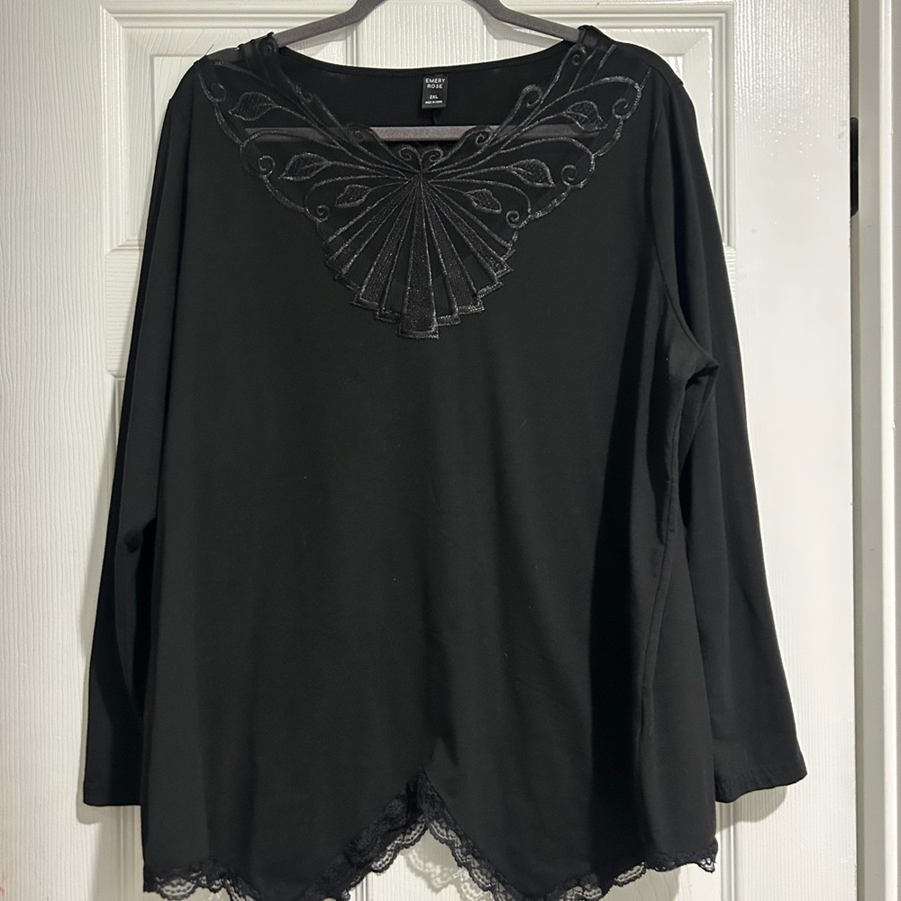 Chic Black Embroidered Women's Blouse